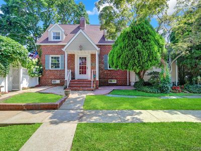 1690 Argyle Road, Merrick, NY, 11566