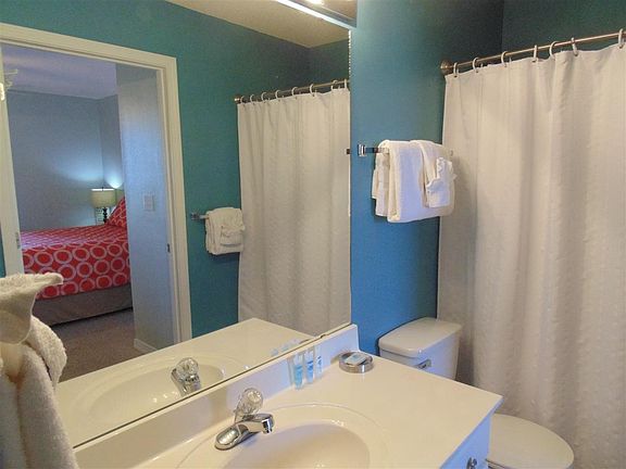 5th image of 13500 Sandy Key Dr #216