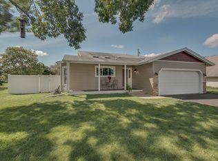 8088 Upper 145th St W, Apple Valley, MN 55124