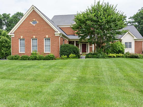 2nd image of 11694 Caris Glenne Dr