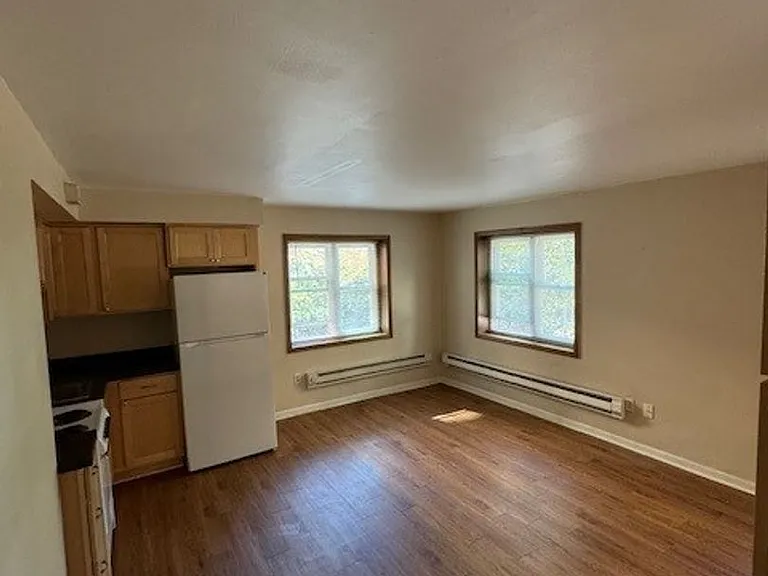 529 N Pinckney St — Photo 3