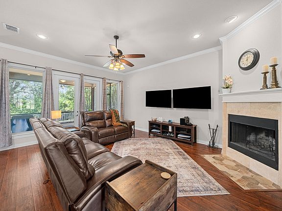 5th image of 508 Oak Forest Ct
