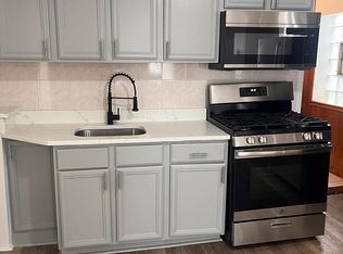 2035 W Ohio St APT 2F, Chicago, IL 60612