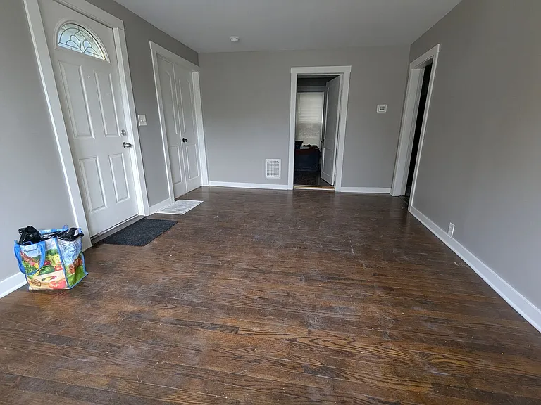 302 Caroline Ave — Photo 9