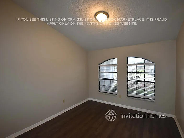 1507 Storington Ave — Photo 8