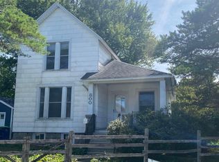 800 Woodside Ln, Bay City, MI 48708