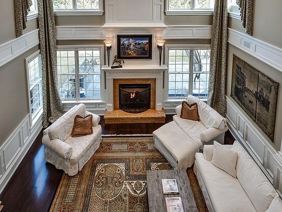 5th image of 20 Hunnewell St