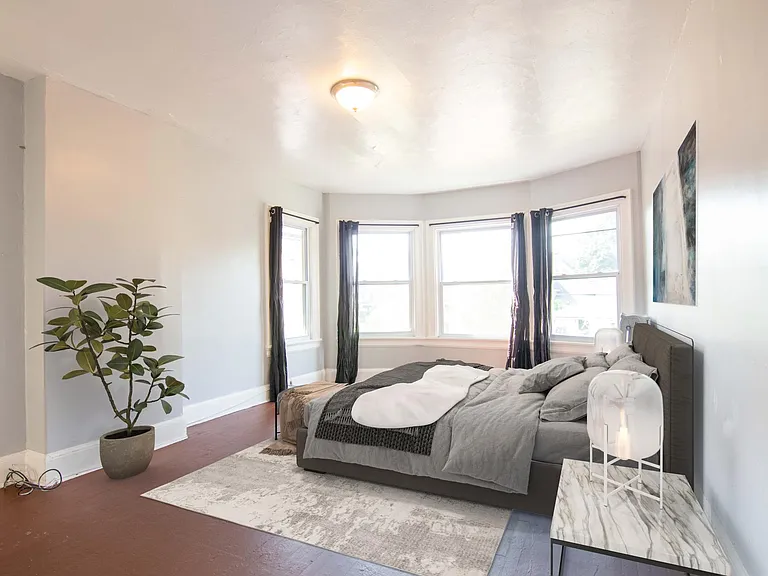 10621 Ashbury Ave — Photo 5