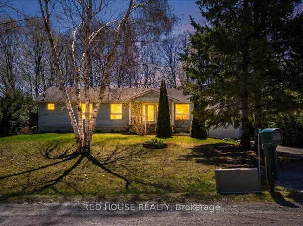 32 McLeish Dr, Kawartha Lakes, ON L0K 1W0