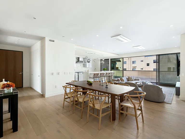 Lumiere at Malcolm - Luxury Homes — Photo 8
