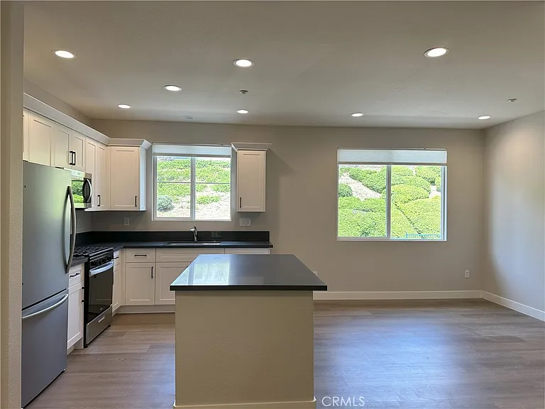 2252 Schlaepfer Dr — Photo 10