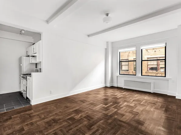 12 East 86th Street image 1 of 15