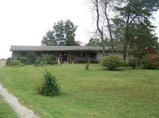 1020 Red Hill Rd, Vine Grove, KY 40175