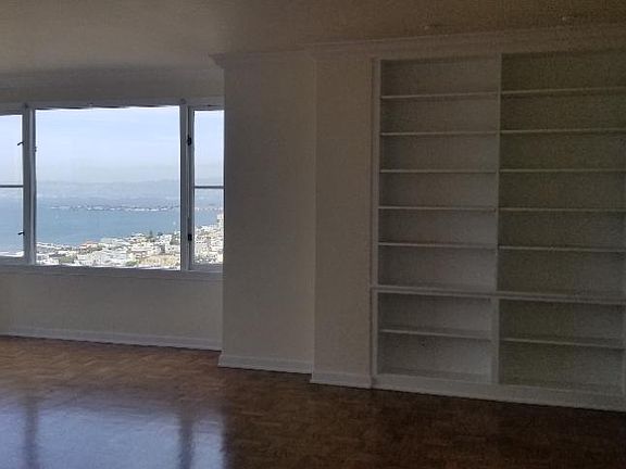 5th image of 1000 Green St #804