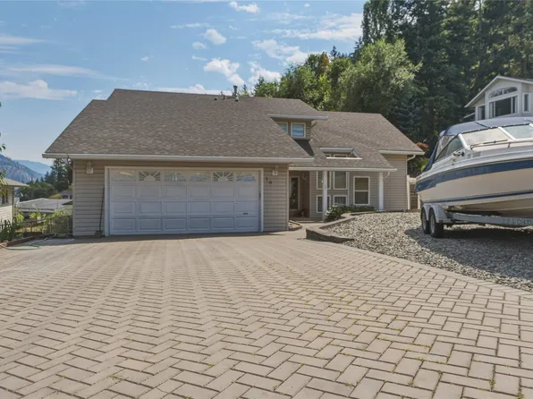 19 Preston Cres, Enderby, BC V4Y 4C5