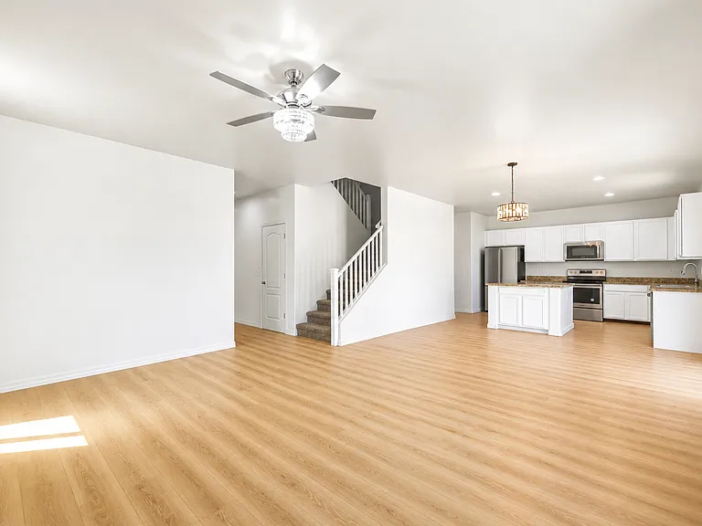 41396 W Rio Bravo Dr — Photo 4