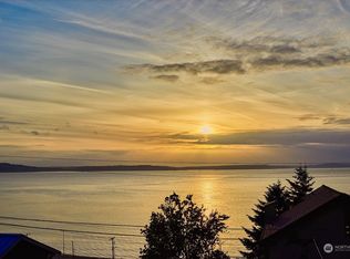 2305 Hughes Ave SW, Seattle, WA 98116