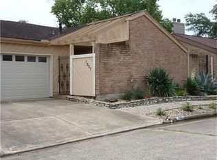 1827 Barleton Way, Houston, TX 77058