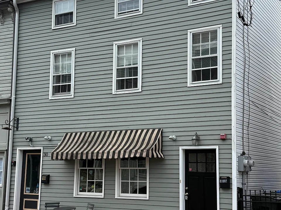 30 E Union St #2