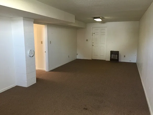 111 Pleasureville Rd — Photo 22