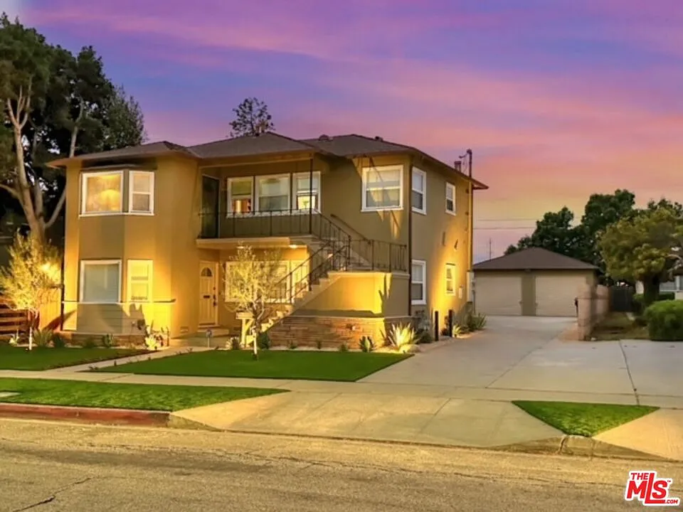 4 bed, 2.0 bath, 2802 sqft, $5,500 — Photo 3