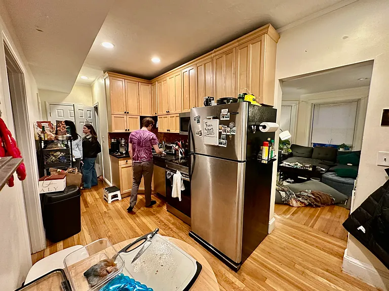 73 Thatcher St #302 — Photo 8