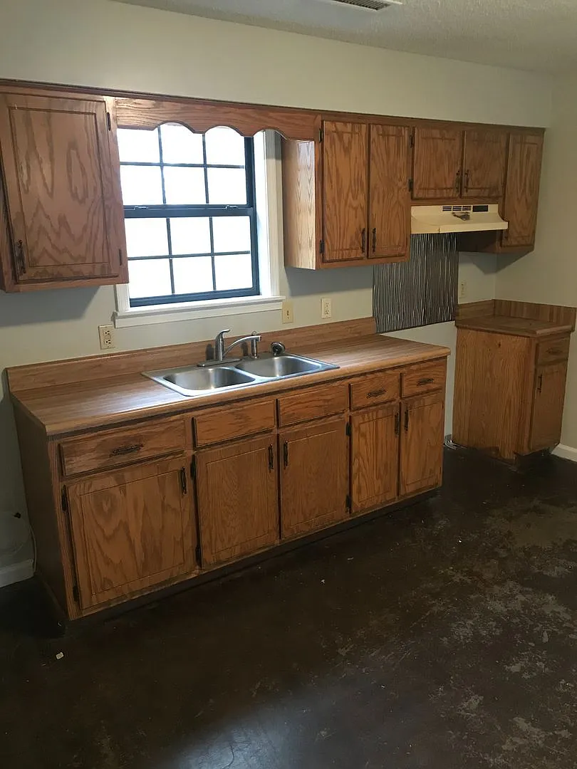 2 Bed I bath home — Photo 4