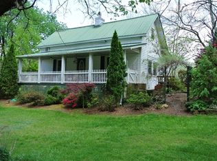 22 Scroggs Rd, Franklin, NC 28734