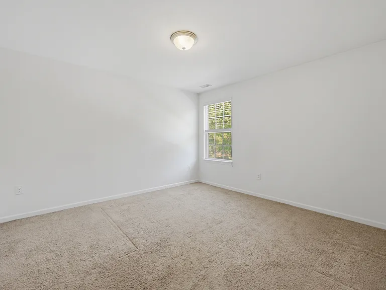 107 Zulabelle Ct — Photo 22