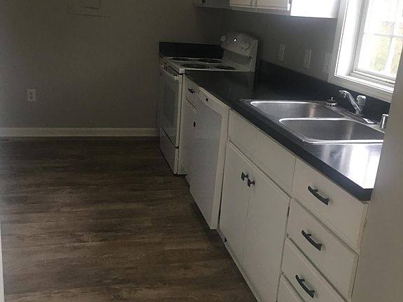 2nd image of 8 Gilliam St