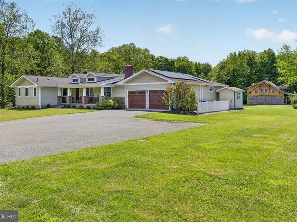 219 Lambertville Hopewell Rd, Hopewell, NJ 08525