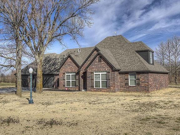 2nd image of 14903 E Fieldstone Dr N