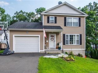 20 Irving St, Bristol, CT 06010