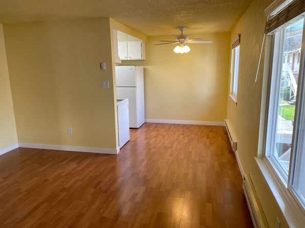 1301 Iowa St #A, Ashland, OR 97520