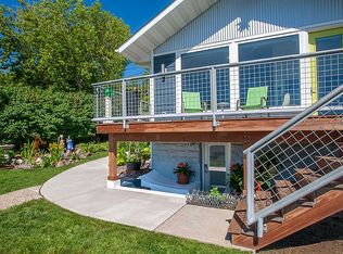 209 W 7th St, Duluth, MN 55806