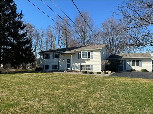 1095 Hamlin Parma Townline Rd