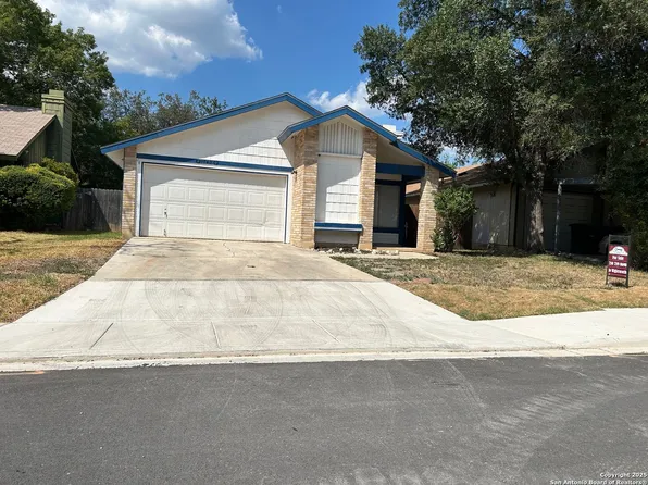 9543 Bowen Dr, San Antonio, TX 78250