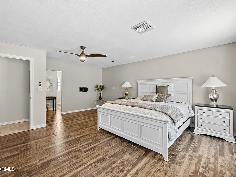 14436 N Coral Gables Dr — Photo 22