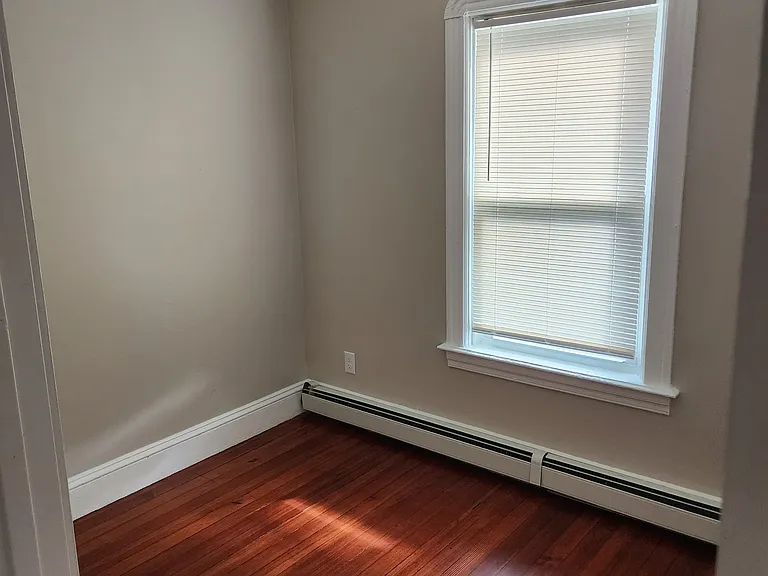 77 Daniels St #2 — Photo 12