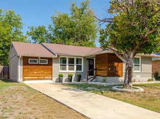 2331 Materhorn Dr, Dallas, TX 75228