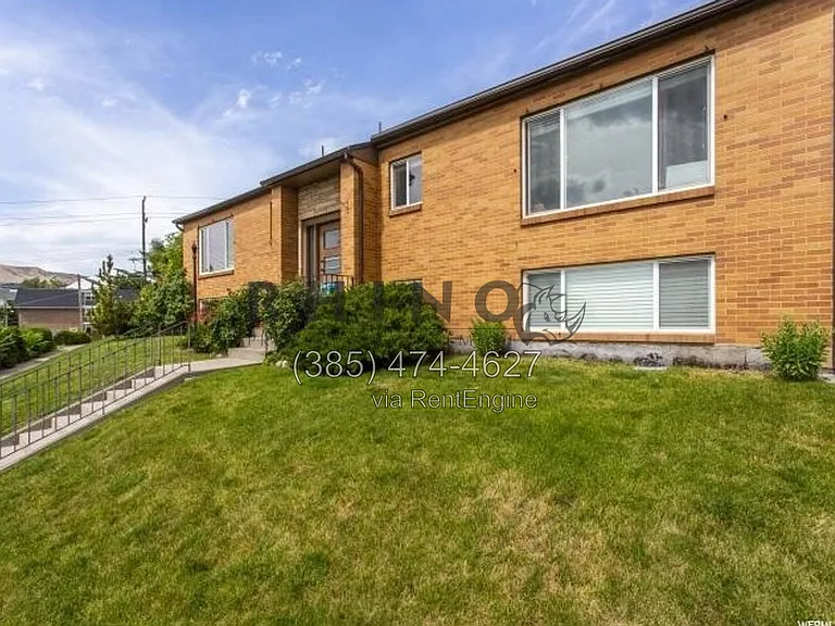 615 E Grand St #1 — Photo 12