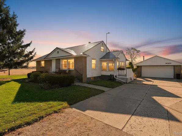 16303 Almont Rd, Allenton, MI 48002