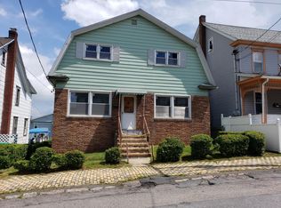 25 E Oak St, West Hazleton, PA 18202