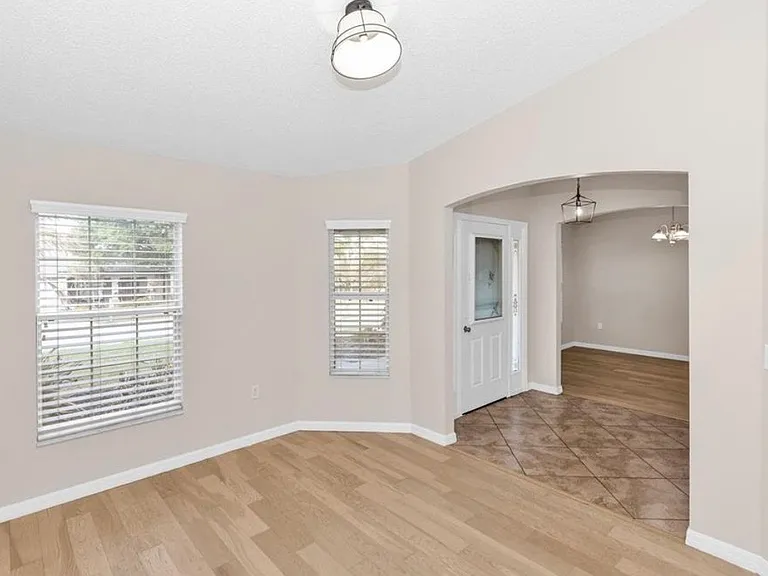 104 Sanderling Dr — Photo 8