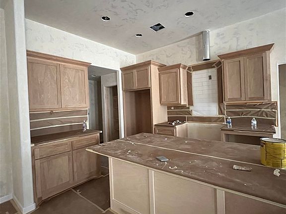 4th image of 4622 N Rogers Dr
