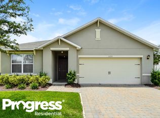 3372 Landing Vw, Tavares, FL 32778
