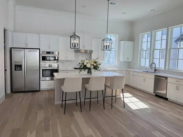 3317 Green Lilly Ln, Houston, TX 77008