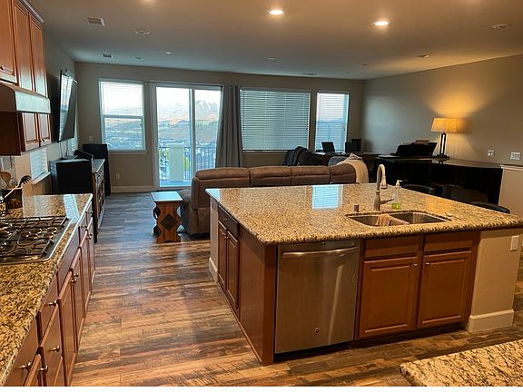 3rd image of 3325 Barolo Ct