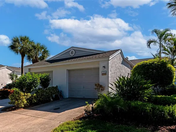 979 Waterside Ln, Bradenton, FL 34209