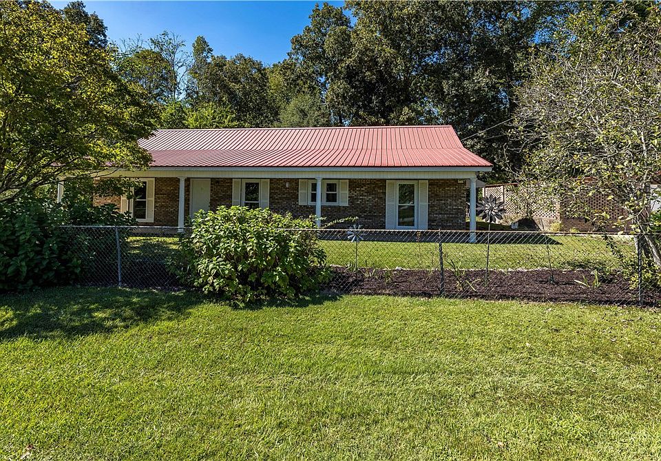 1st image of 10 Gabriel Rd